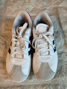 Women’s adidas. Worn once. Pristine